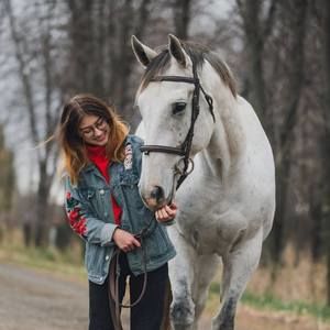 Meet your Posher, Grace